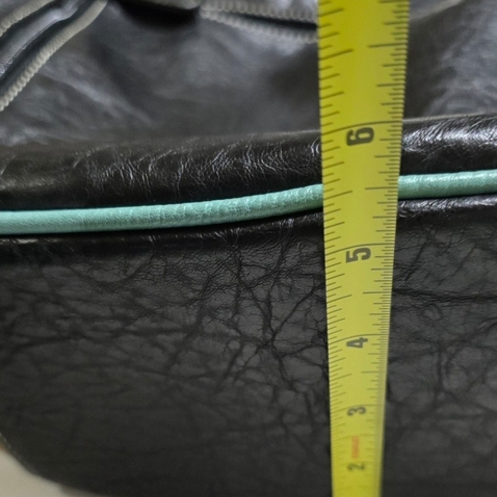 Woman's Black/Brown Leather- Like Purse With Flowers On Handles, Size 21x12x5 - Picture 8 of 12